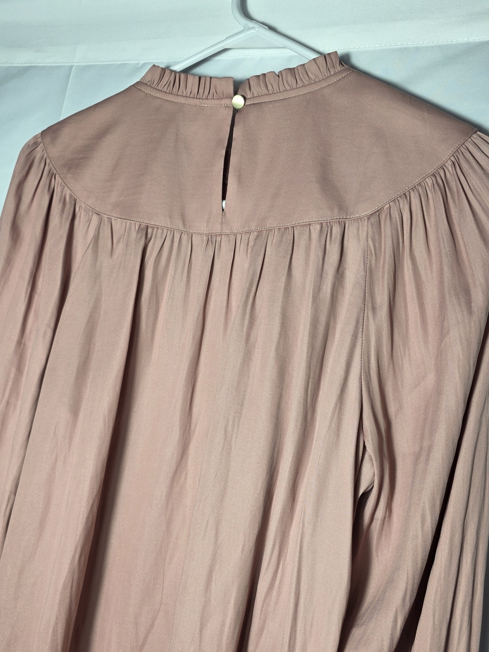 LOFT Blush Pink Long Sleeve Ruffle Yoke Blouse with Gold Buttons NWT Feminine - Picture 5 of 6